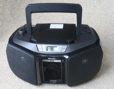 112  C0818  Philips portable CD player      $25